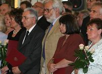 379451439.jpg