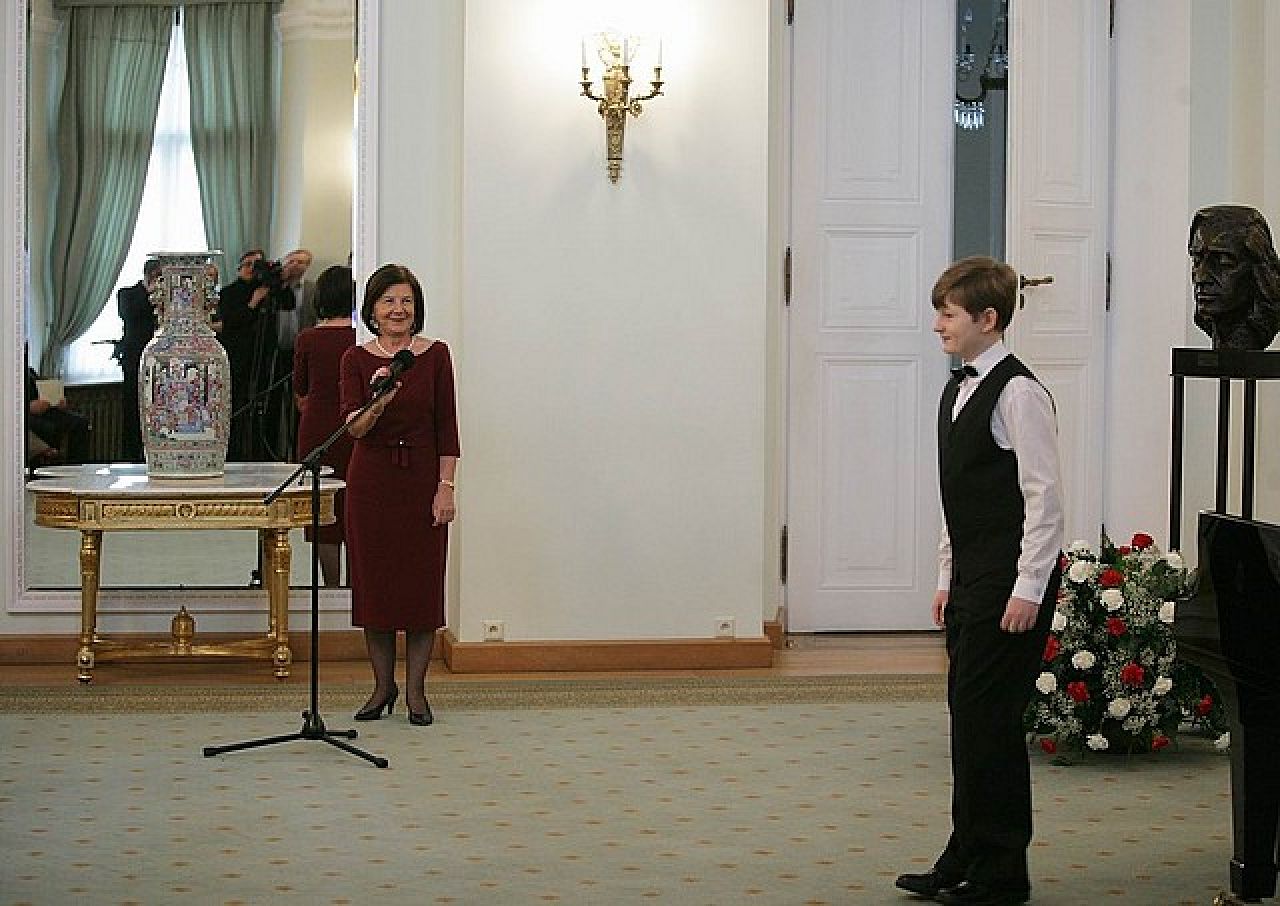 558752282.jpg