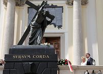 dwnld0003_011_040_para_prezydencka_bazylika_swietego_krzyza_20200806_js__6208.jpg