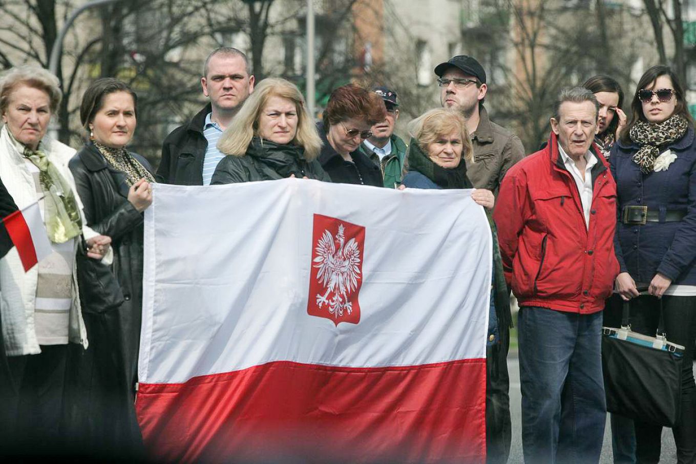 dwnld34_rocznica_katastrofy_smolenskiej_20100413_resize_of_045l7609.jpg