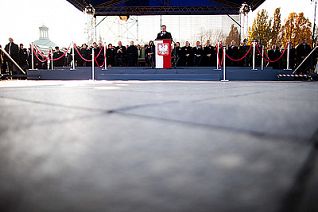 27250670.jpg