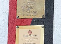1247005766.jpg