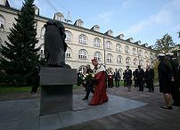 165211757.jpg