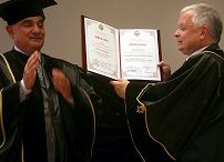 1986838563.jpg