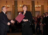 903864745.jpg