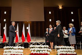 1107556682.jpg