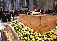 1226866163.jpg