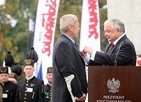 1999323123.jpg