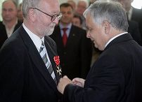 2117151002.jpg