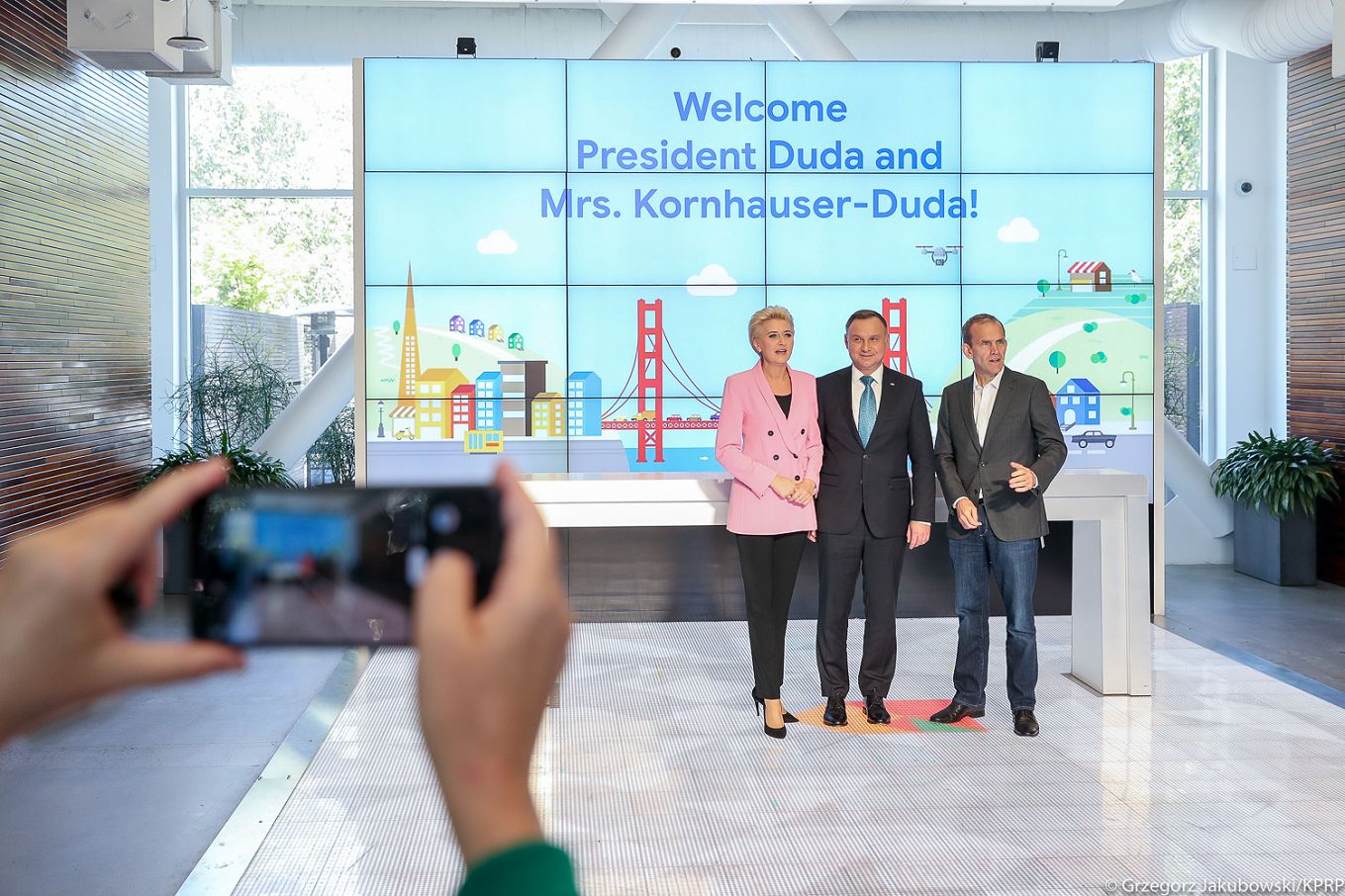 dwnld63_12_andrzej_duda_google_usa_gjb_4428.jpg