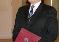 338862997.jpg