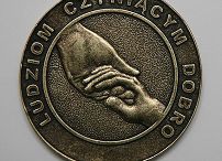 1987877524.jpg