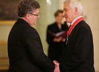 1920082221.jpg