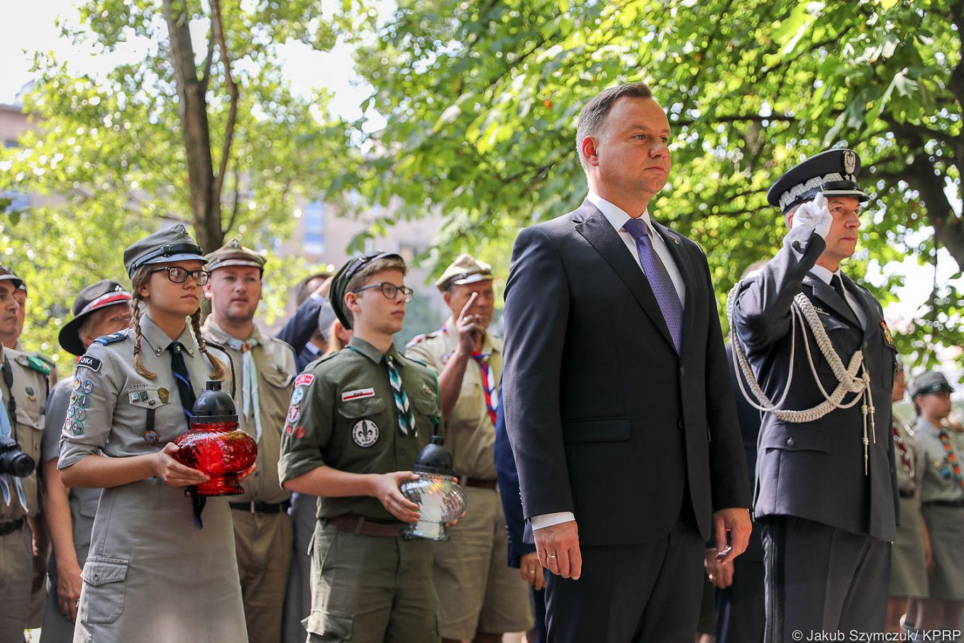 dwnld01_01_prezydent_andrzej_duda_wieniec_wolajs__3220.jpg