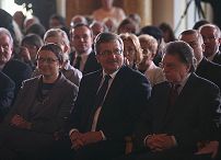 1560045471.jpg