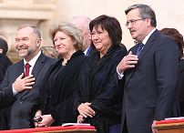 737193414.jpg