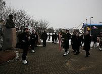 2100625185.jpg