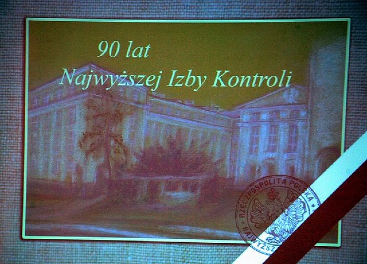 1059199306.jpg
