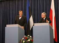 995047695.jpg