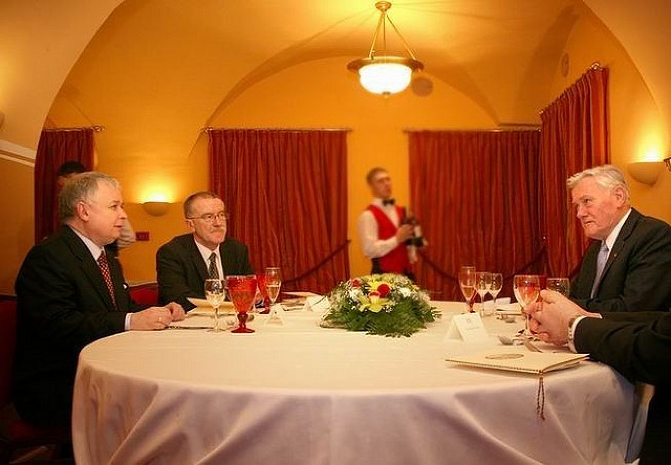 1611279365.jpg