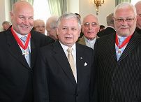 1382770716.jpg