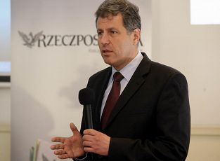 o2032306301.jpg
