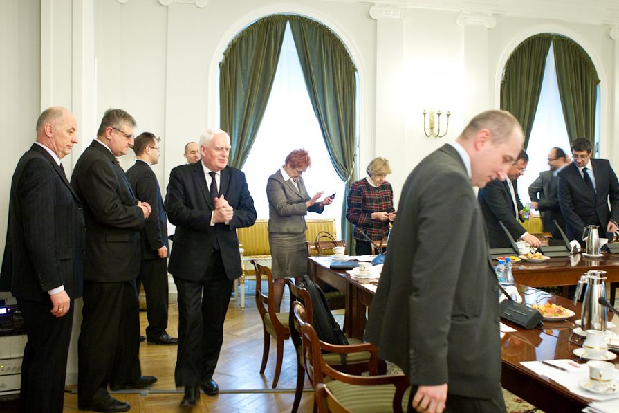 o1922773381.jpg