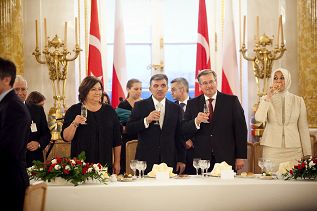 o1958912608.jpg