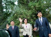 o327768191.jpg
