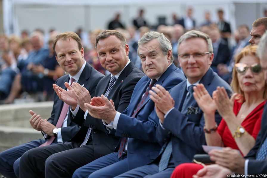 o1804368208.jpg