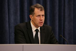 1198757583.jpg