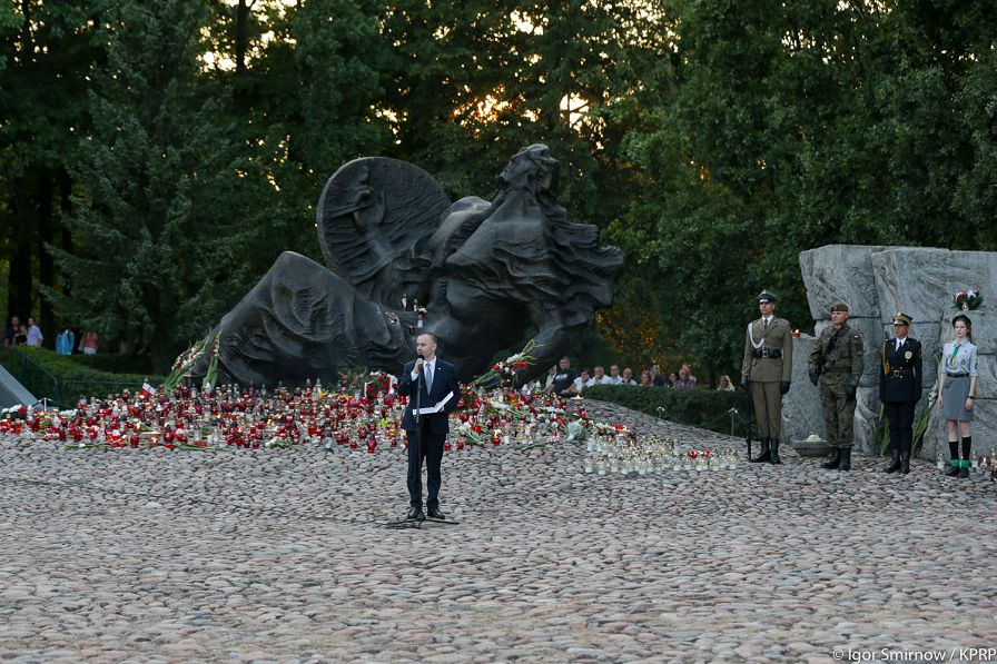 o1606533859.jpg