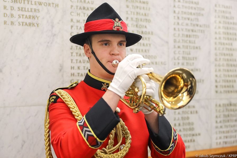 o1022513467.jpg