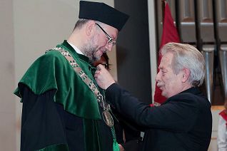 o48571690.jpg