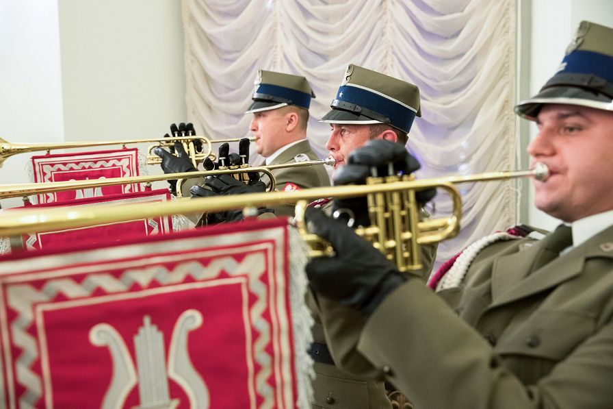 o768800227.jpg