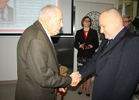 o1330171360.jpg