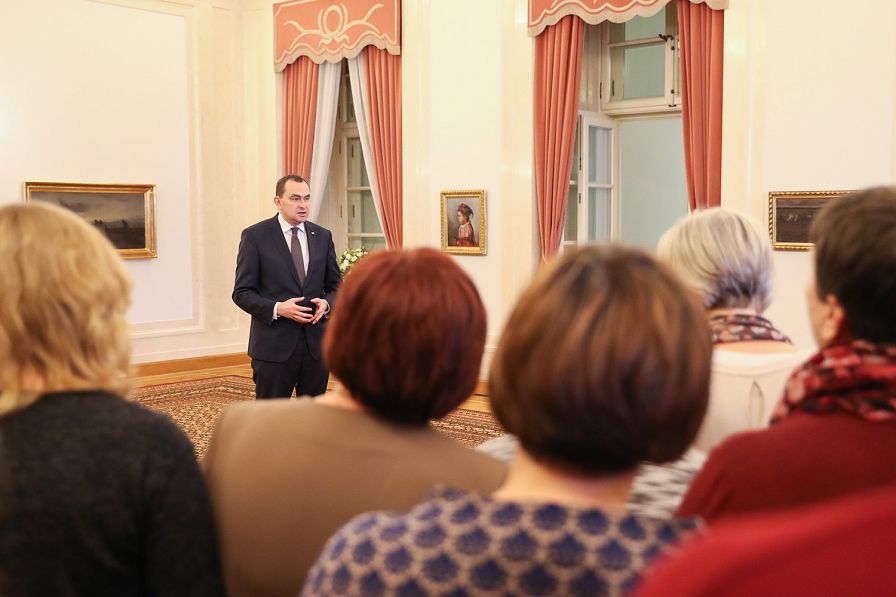 o919920114.jpg