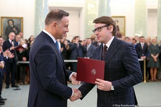 o1274911479.jpg