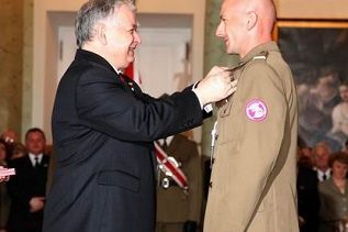 2105146719.jpg