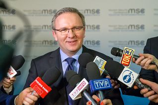 o1272019731.jpg