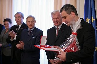 1756697445.jpg