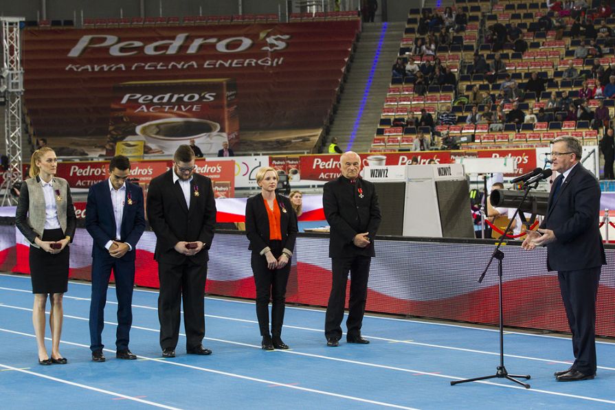 o1908963103.jpg