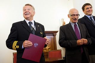 o929778450.jpg