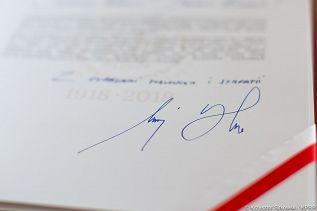 o1084584891.jpg