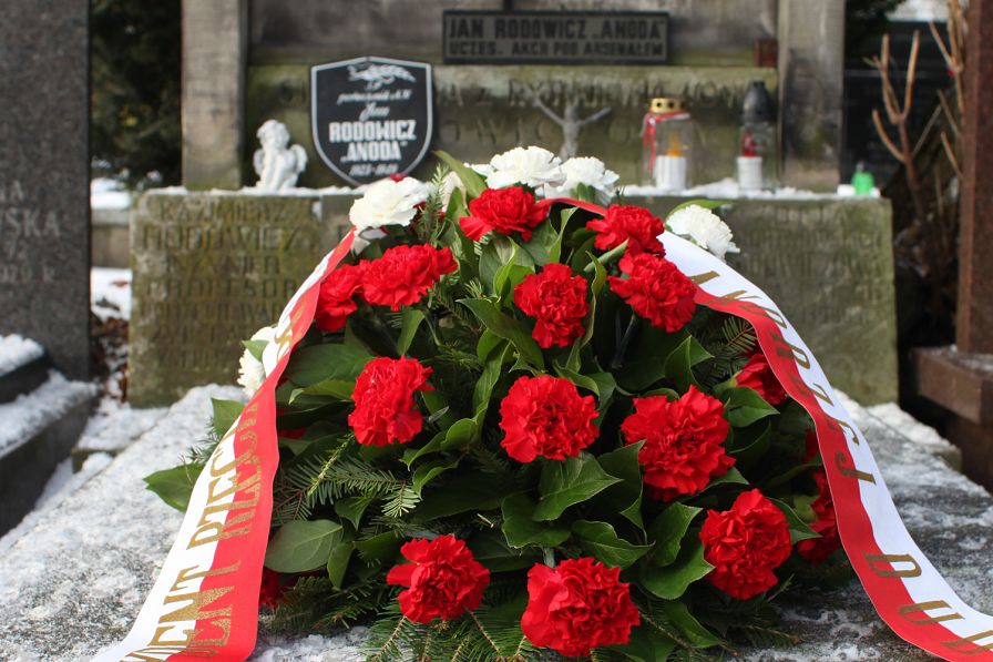 o1593360494.jpg