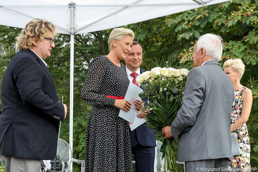 o1086015696.jpg