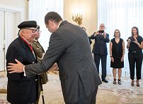 o1791343885.jpg