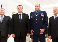 o159950747.jpg
