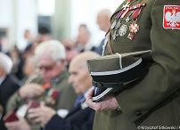 o201694985.jpg