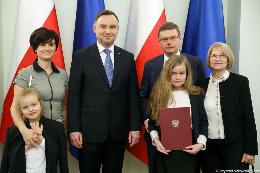 o1256737134.jpg
